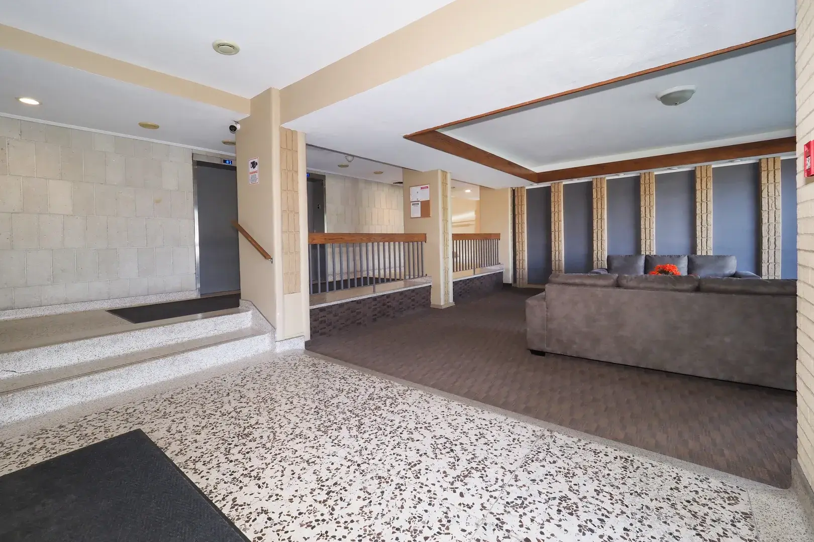 Hickory Apartments — photo 5 of 10