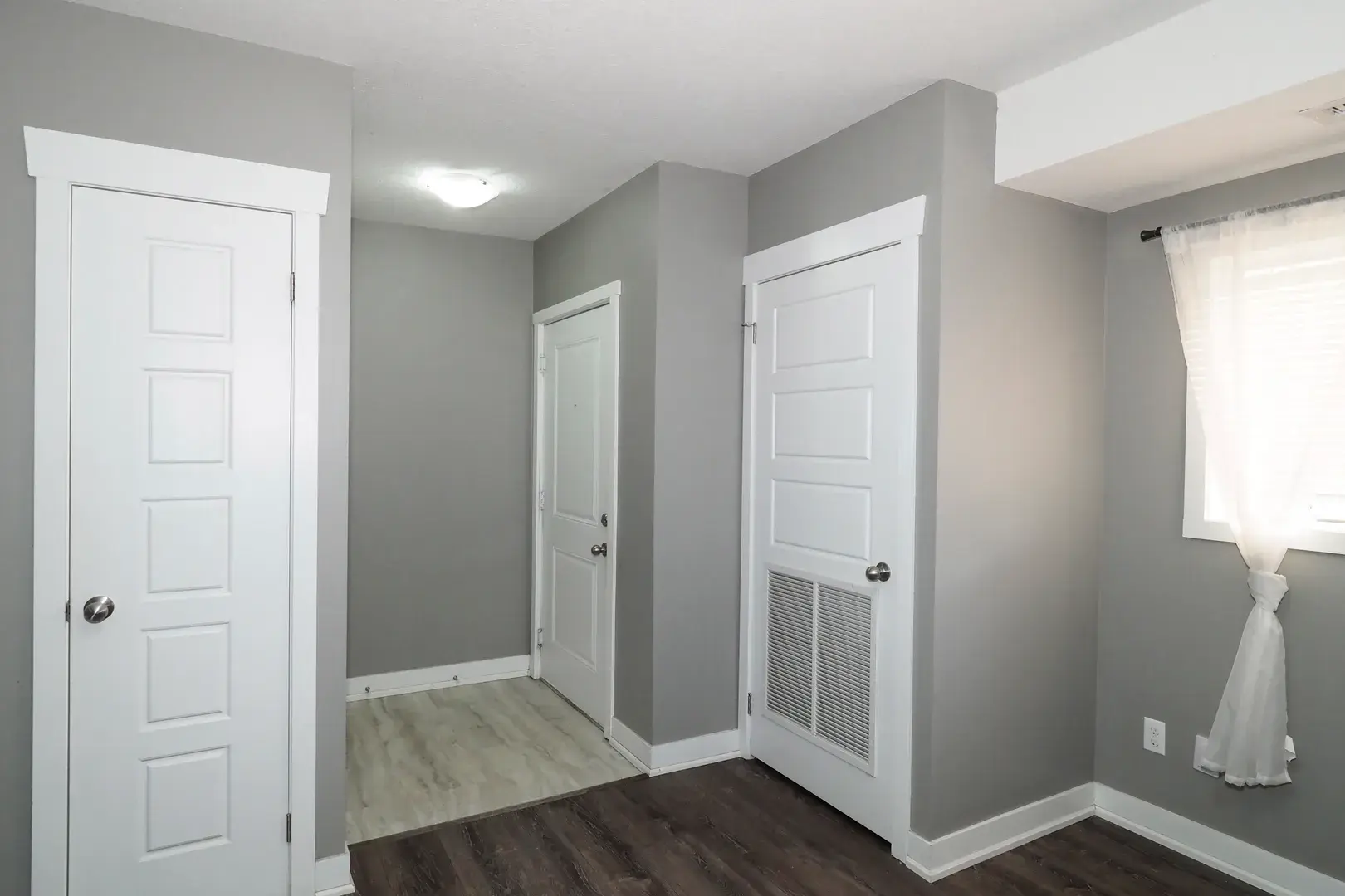 Bridge Apartments — photo 9 of 10
